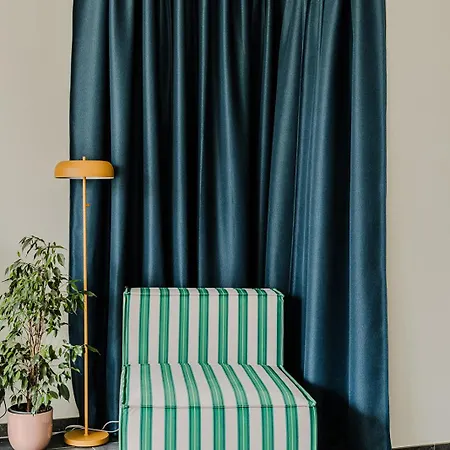 Paroles Paroles Holidays *