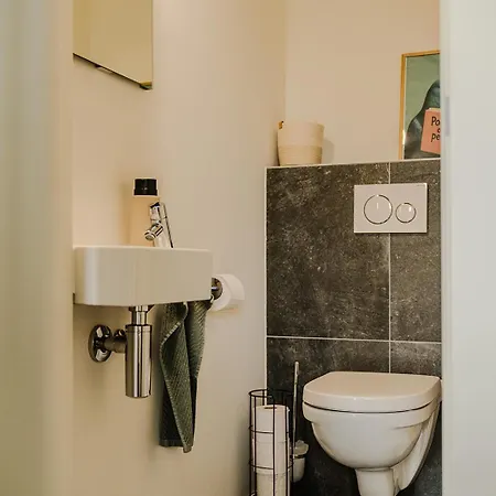 アパート Paroles Paroles Holidays *